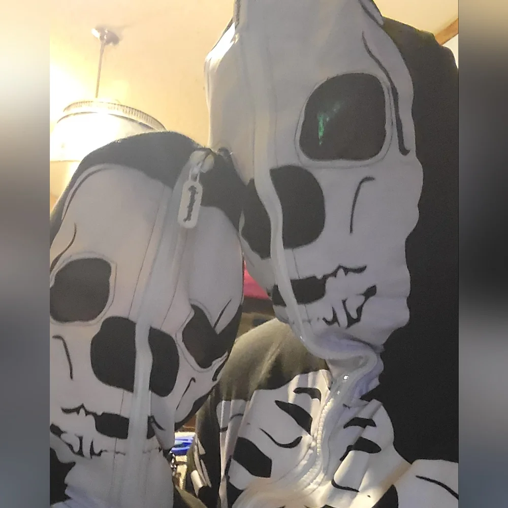 Tipsy Elves Unisex Halloween Skeleton‎ Costume/Pajama Zip Up One Piece NWT - Picture 3 of 6